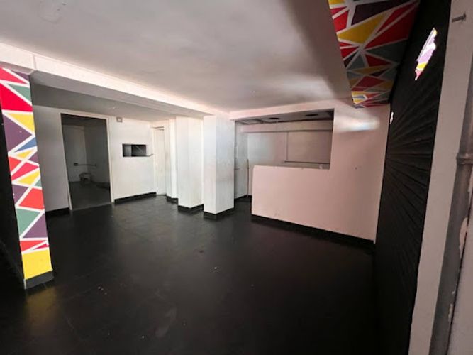 Local en arriendo en Conquistadores, Medellín, 80 m² · foto 9 de 11