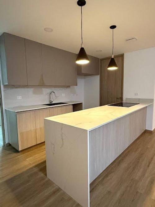 Apartamento de 2 alcobas en venta en Sajonia, Rionegro, 137 m² · foto 3 de 21