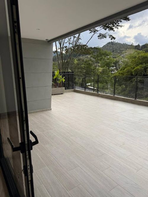 Apartamento de 2 alcobas en venta en Sajonia, Rionegro, 137 m² · foto 15 de 21