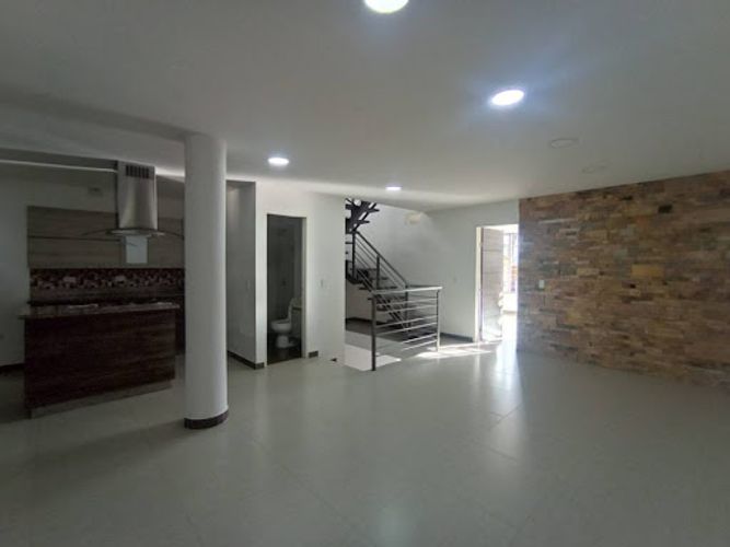 Casa de 3 alcobas en venta en El Porvenir, Rionegro, 210 m² · foto 12 de 24