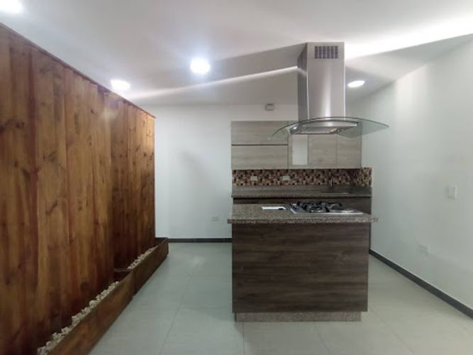 Casa de 3 alcobas en venta en El Porvenir, Rionegro, 210 m² · foto 13 de 24