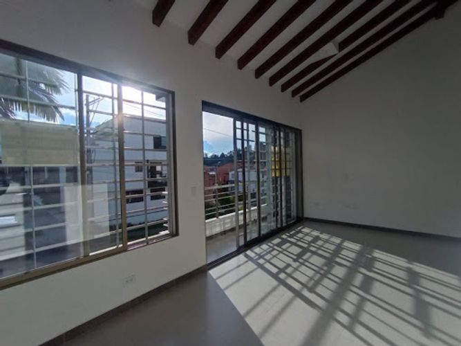 Casa de 3 alcobas en venta en El Porvenir, Rionegro, 210 m² · foto 16 de 24