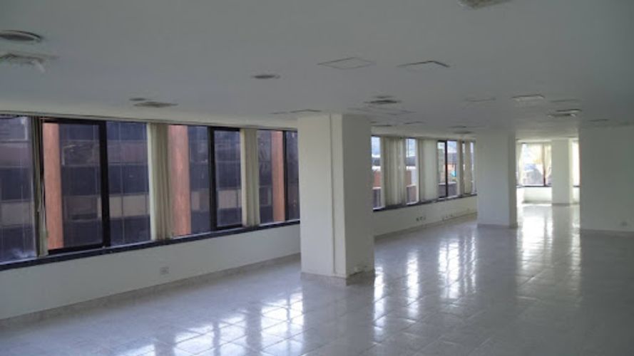 Oficina en arriendo en Milla De Oro, Medellín, 160 m² · foto 5 de 24
