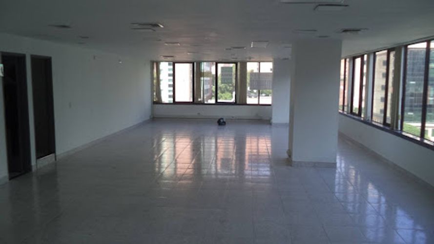 Oficina en arriendo en Milla De Oro, Medellín, 160 m² · foto 11 de 24