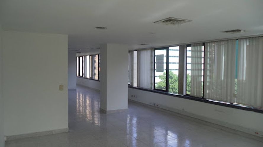 Oficina en arriendo en Milla De Oro, Medellín, 160 m² · foto 16 de 24