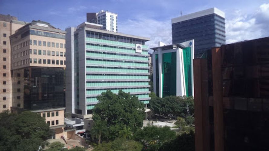 Oficina en arriendo en Milla De Oro, Medellín, 160 m² · foto 19 de 24