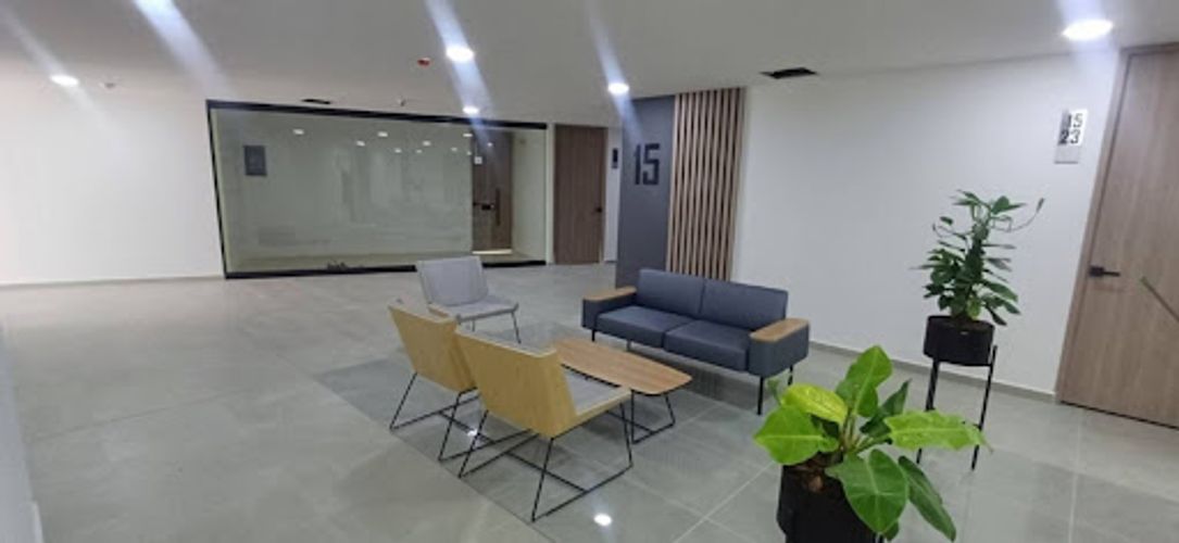 Consultorio en arriendo en Perpetuo Socorro, Medellín, 30 m² · foto 13 de 14