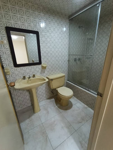 Casa en venta en Quinta Paredes, Bogotá · foto 10 de 24