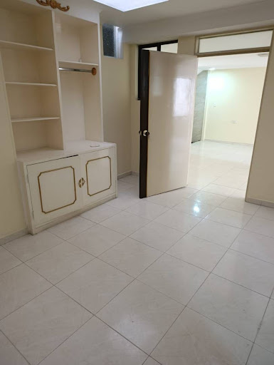 Casa en venta en Quinta Paredes, Bogotá · foto 19 de 24