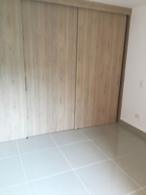 Apartamento de 2 alcobas en venta en Llano Grande, Rionegro, 69 m² · foto 7 de 9