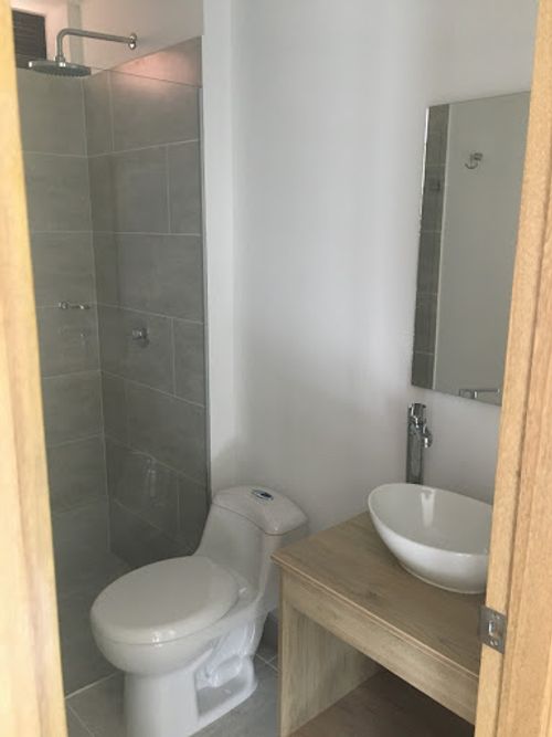 Apartamento de 2 alcobas en venta en Llano Grande, Rionegro, 69 m² · foto 8 de 9