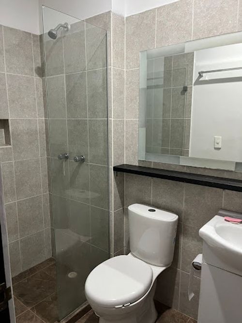 Apartamento de 2 alcobas en venta en La Navarra, Bello, 68 m² · foto 6 de 24