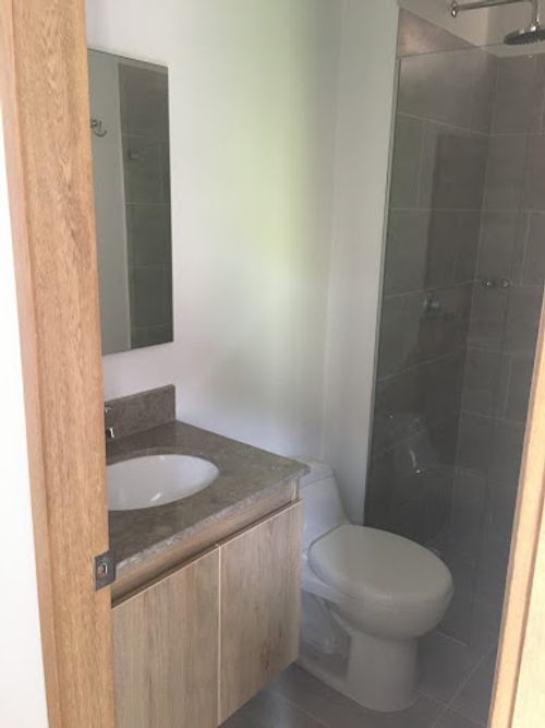 Apartamento de 2 alcobas en venta en Llano Grande, Rionegro, 69 m² · foto 9 de 9