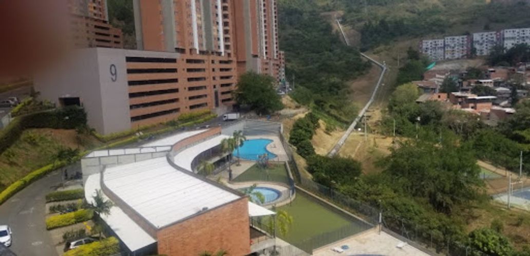 Apartamento de 2 alcobas en venta en La Navarra, Bello, 68 m² · foto 10 de 24
