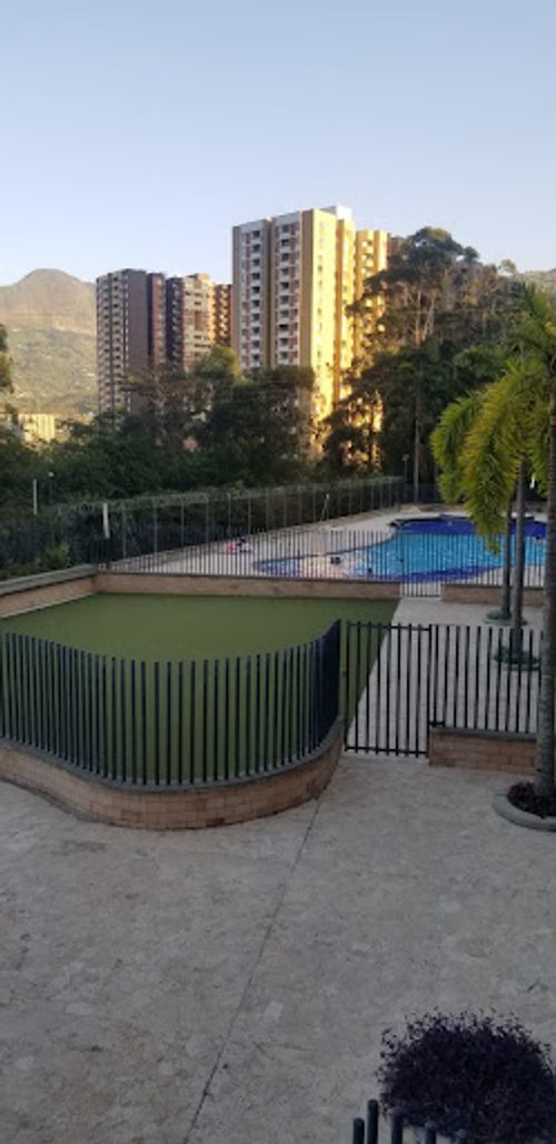 Apartamento de 2 alcobas en venta en La Navarra, Bello, 68 m² · foto 15 de 24