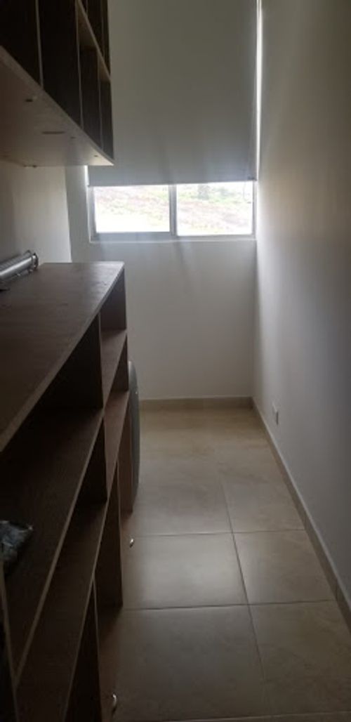 Apartamento de 2 alcobas en venta en La Navarra, Bello, 68 m² · foto 18 de 24