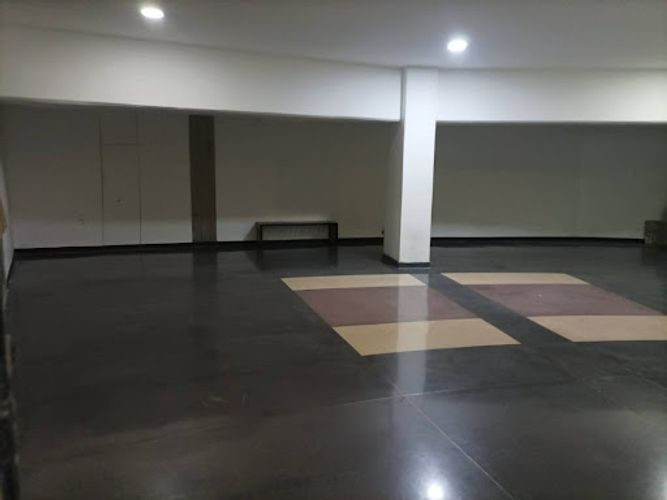 Local en arriendo en Oviedo, Medellín, 92 m² · foto 2 de 5