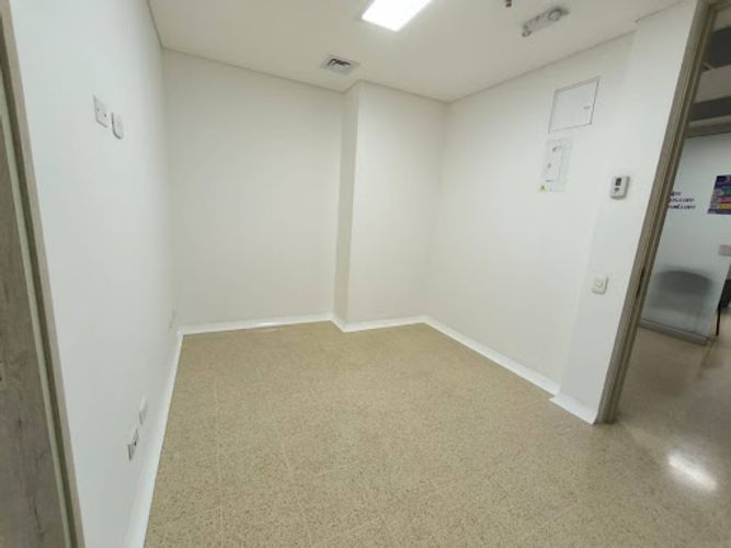 Consultorio en venta en Primavera, Envigado, 32 m² · foto 5 de 8