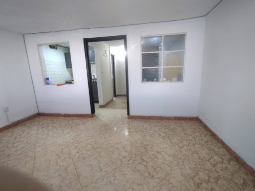 Casa en venta en Fontibon, Bogotá · foto 2 de 20