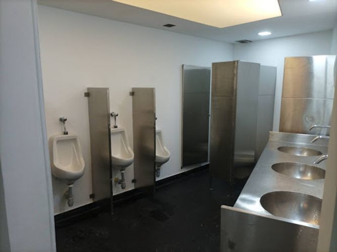Oficina en arriendo en Oviedo, Medellín, 728 m² · foto 4 de 18