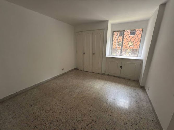Apartamento de 5 alcobas en arriendo en Conquistadores, Medellín, 240 m² · foto 9 de 20