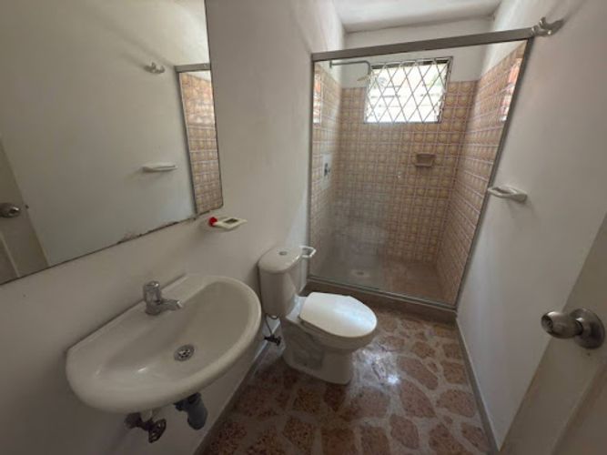 Apartamento de 5 alcobas en arriendo en Conquistadores, Medellín, 240 m² · foto 17 de 20
