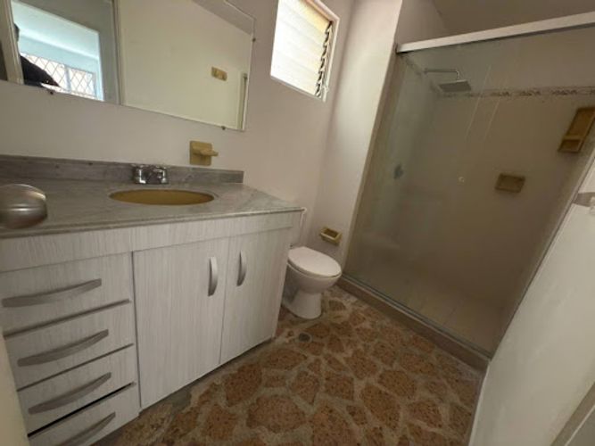 Apartamento de 5 alcobas en arriendo en Conquistadores, Medellín, 240 m² · foto 19 de 20