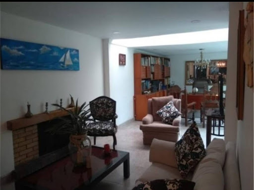 Apartamento en venta en Santa Barbara, Bogotá · foto 3 de 11