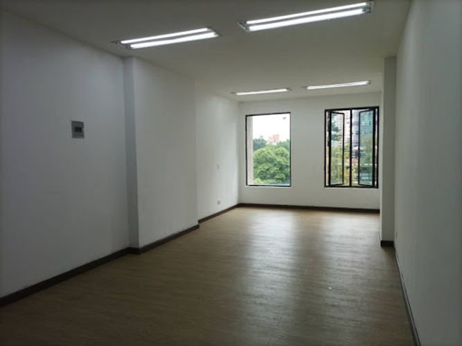 Local en arriendo en Oviedo, Medellín, 35 m² · foto 4 de 5