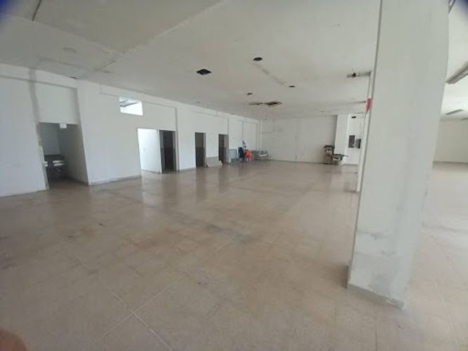 Local en arriendo en La Candelaria, Medellín, 372 m² · foto 5 de 12