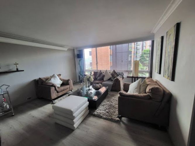 Apartamento de 3 alcobas en arriendo en Los Balsos, Medellín, 100 m² · foto 4 de 18