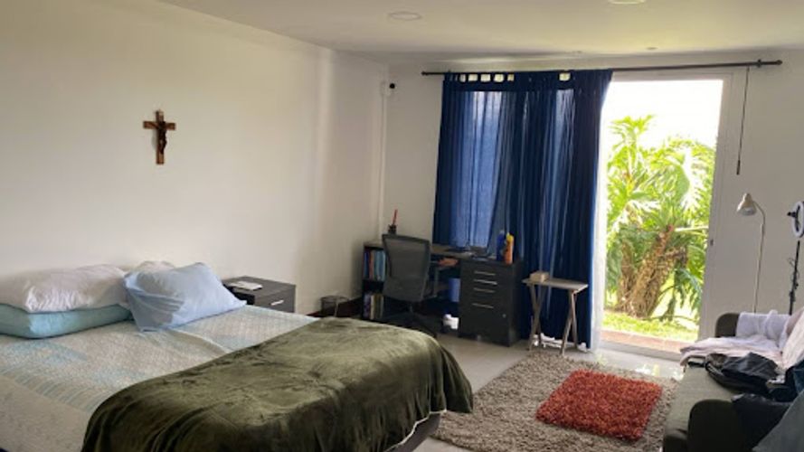 Casa de 5 alcobas en venta en El Salado, Guarne, 530 m² · foto 11 de 16