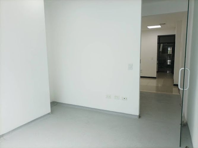 Local en arriendo en Oviedo, Medellín, 46 m² · foto 8 de 8