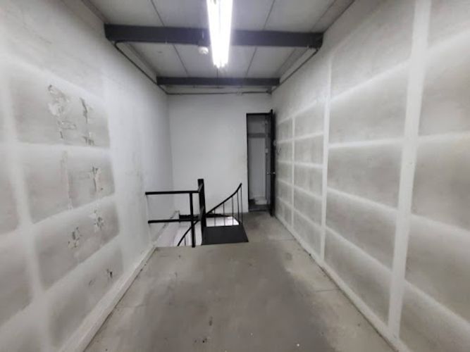 Local en arriendo en La Aguacatala, Medellín, 50 m² · foto 11 de 17