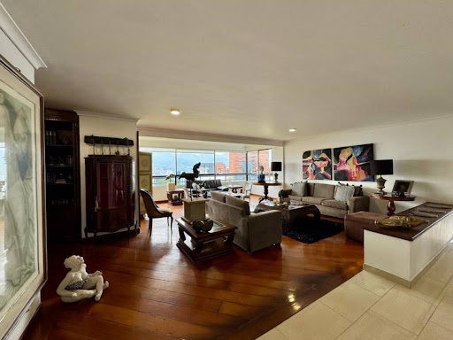 Apartamento en venta en Los Balsos, Medellín 2