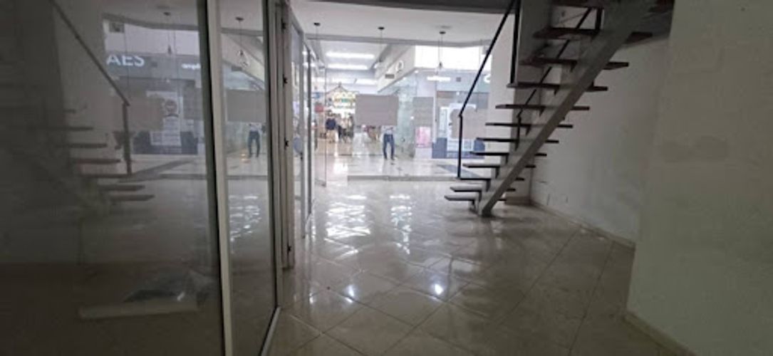 Local en arriendo en Colombia, Medellín, 110 m² · foto 13 de 14