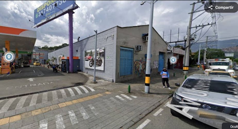Bodega en venta en Belen Malibu, Medellín, 1582 m² · foto 8 de 23