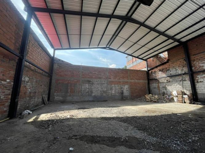 Bodega en arriendo en Naranjal, Medellín, 350 m² · foto 4 de 7