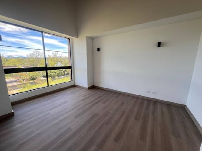 Apartamento de 2 alcobas en arriendo en Llano Grande, Rionegro, 125 m² · foto 5 de 24