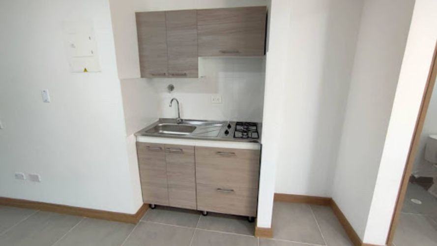 Local en arriendo en El Retiro, 85 m² · foto 4 de 9