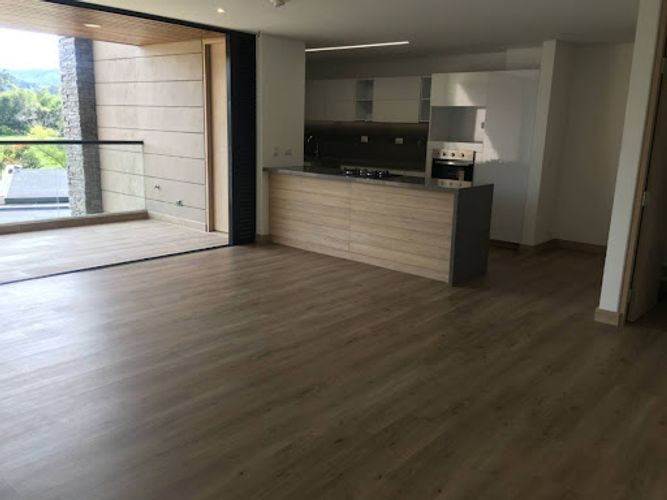 Apartamento de 3 alcobas en venta en Llano Grande, Rionegro, 139 m² · foto 2 de 21