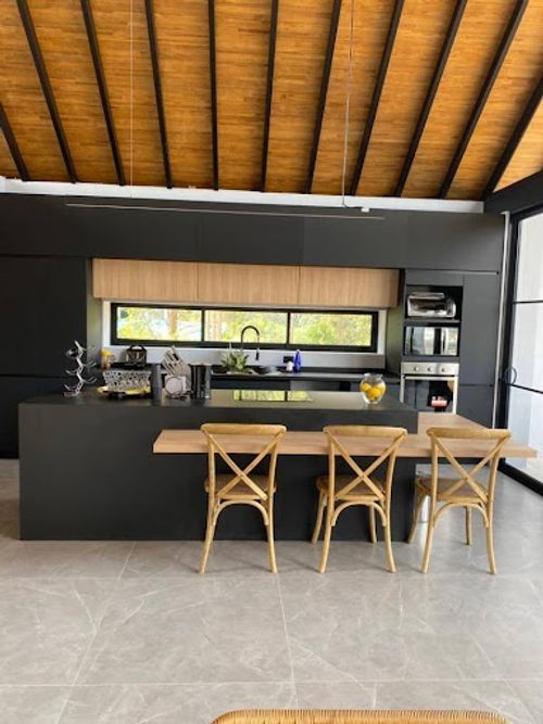 Casa de 3 alcobas en venta en Llano Grande, Rionegro, 1750 m² · foto 6 de 18
