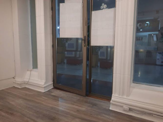 Local en arriendo en La Candelaria, Medellín, 12 m² · foto 4 de 5