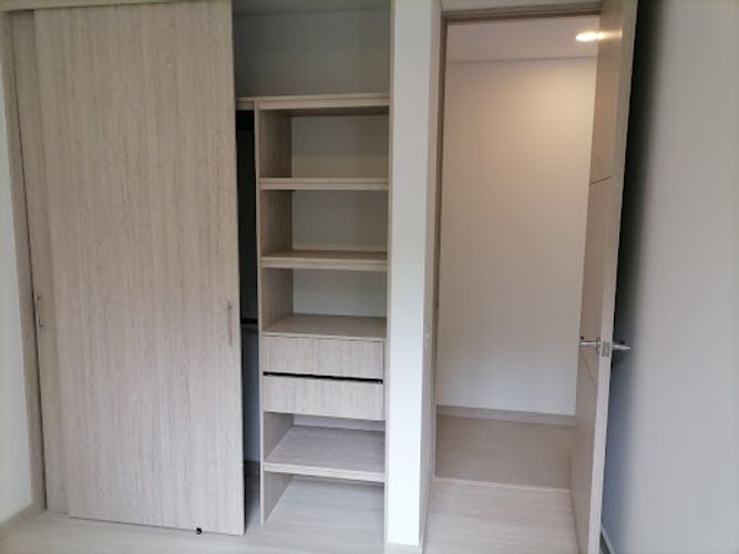 Apartamento de 3 alcobas en venta en Santa Elena, El Retiro, 76 m² · foto 8 de 20