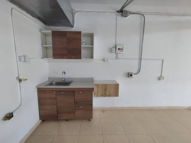 Local en arriendo en La Ceja, 77 m² · foto 9 de 13