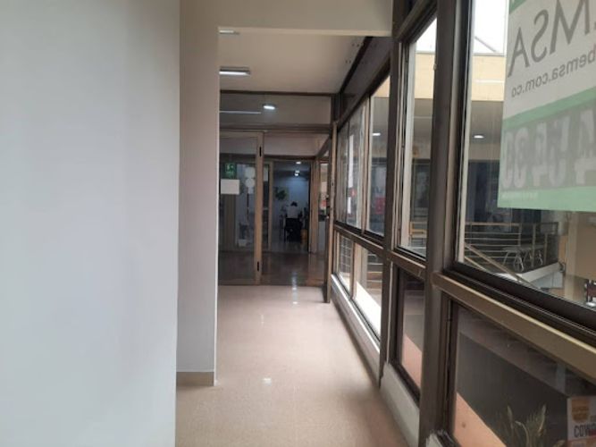 Local en arriendo en La Candelaria, Medellín, 118 m² · foto 12 de 24