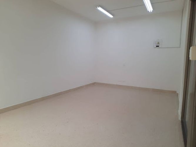 Local en arriendo en La Candelaria, Medellín, 118 m² · foto 15 de 24