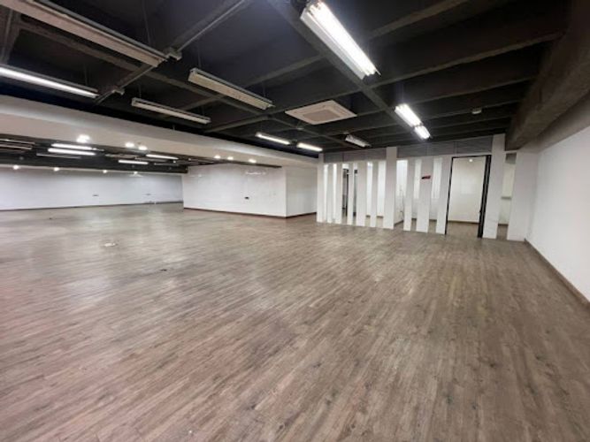 Oficina en arriendo en La Esmeralda, Itagüí, 379 m² · foto 7 de 21