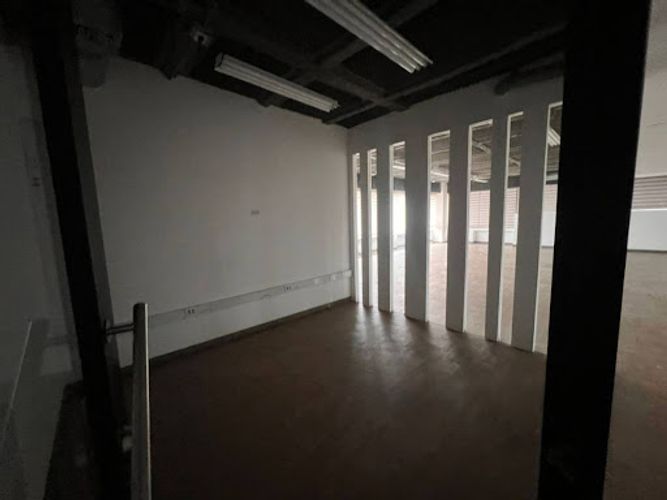 Oficina en arriendo en La Esmeralda, Itagüí, 379 m² · foto 19 de 21