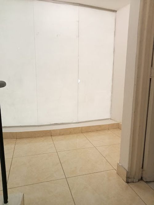 Local en arriendo en Laureles, Medellín, 25 m² · foto 3 de 14